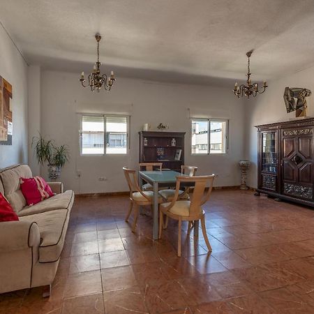 Wide And Traditional- 2Bd 1Bth- Gavidia Seville Ngoại thất bức ảnh