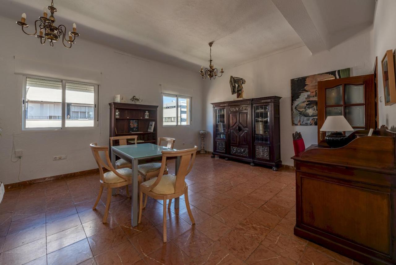 Wide And Traditional- 2Bd 1Bth- Gavidia Seville Ngoại thất bức ảnh