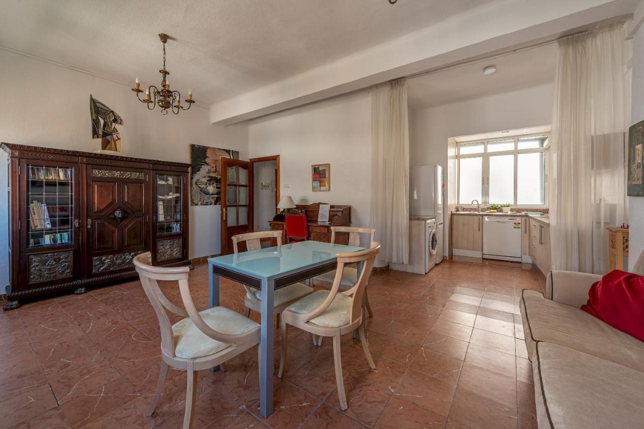 Wide And Traditional- 2Bd 1Bth- Gavidia Seville Ngoại thất bức ảnh